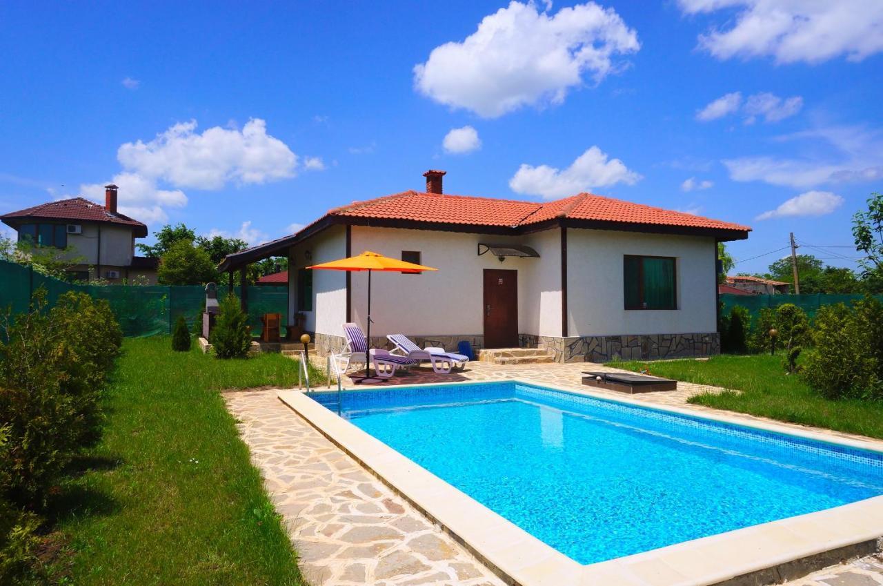 Вила Едем - Villa Edem - Beach Bolata Area Болгарево Экстерьер фото