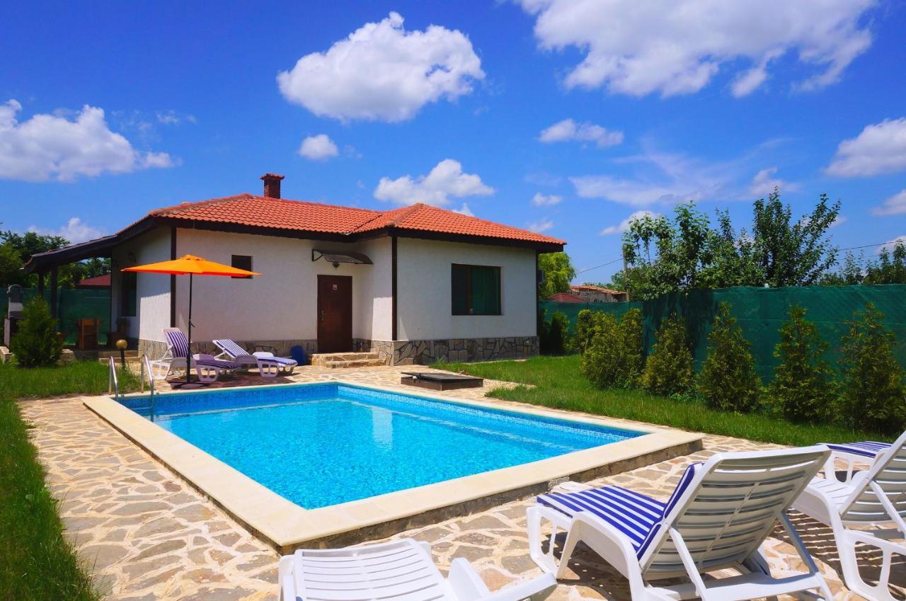 Вила Едем - Villa Edem - Beach Bolata Area Болгарево Экстерьер фото