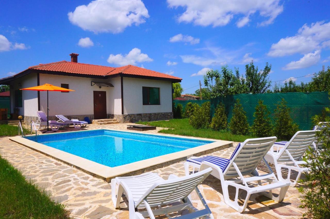 Вила Едем - Villa Edem - Beach Bolata Area Болгарево Экстерьер фото
