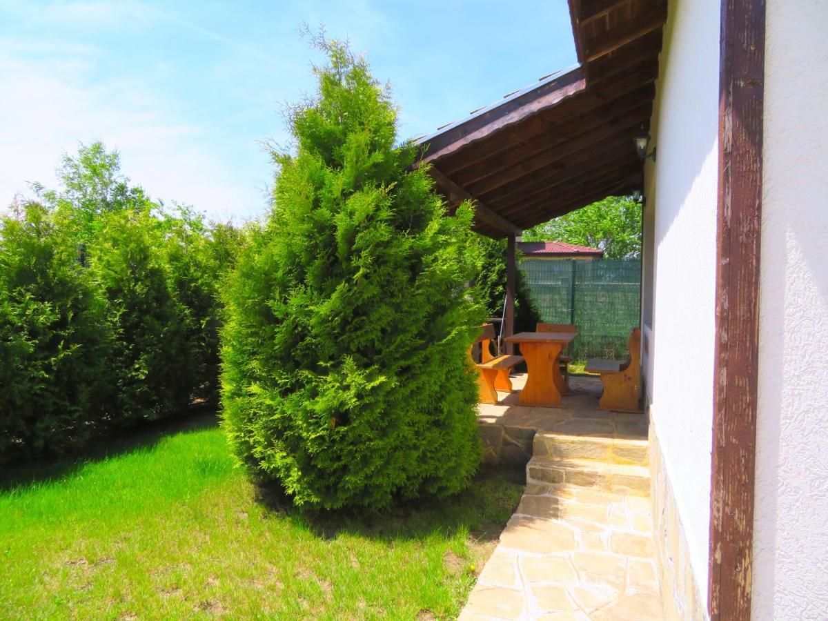 Вила Едем - Villa Edem - Beach Bolata Area Болгарево Экстерьер фото