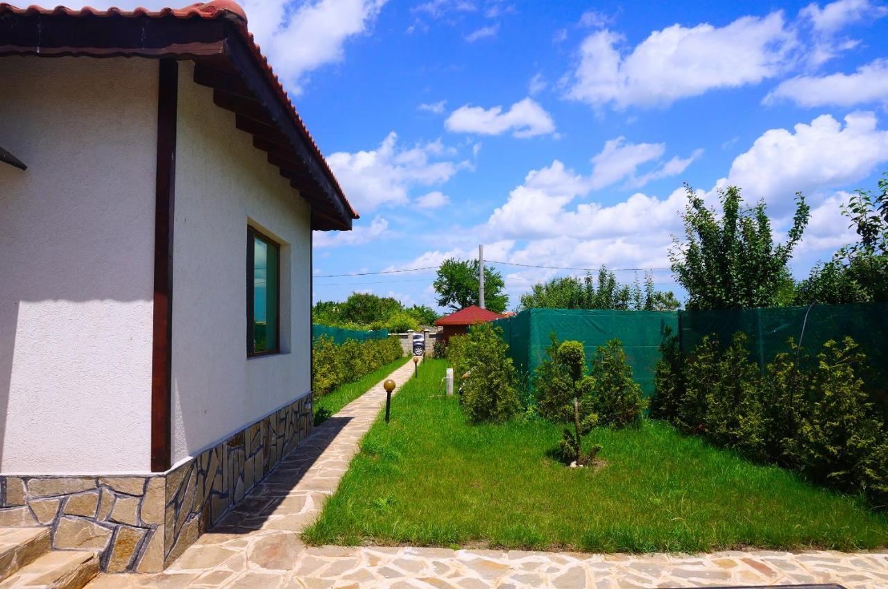 Вила Едем - Villa Edem - Beach Bolata Area Болгарево Экстерьер фото