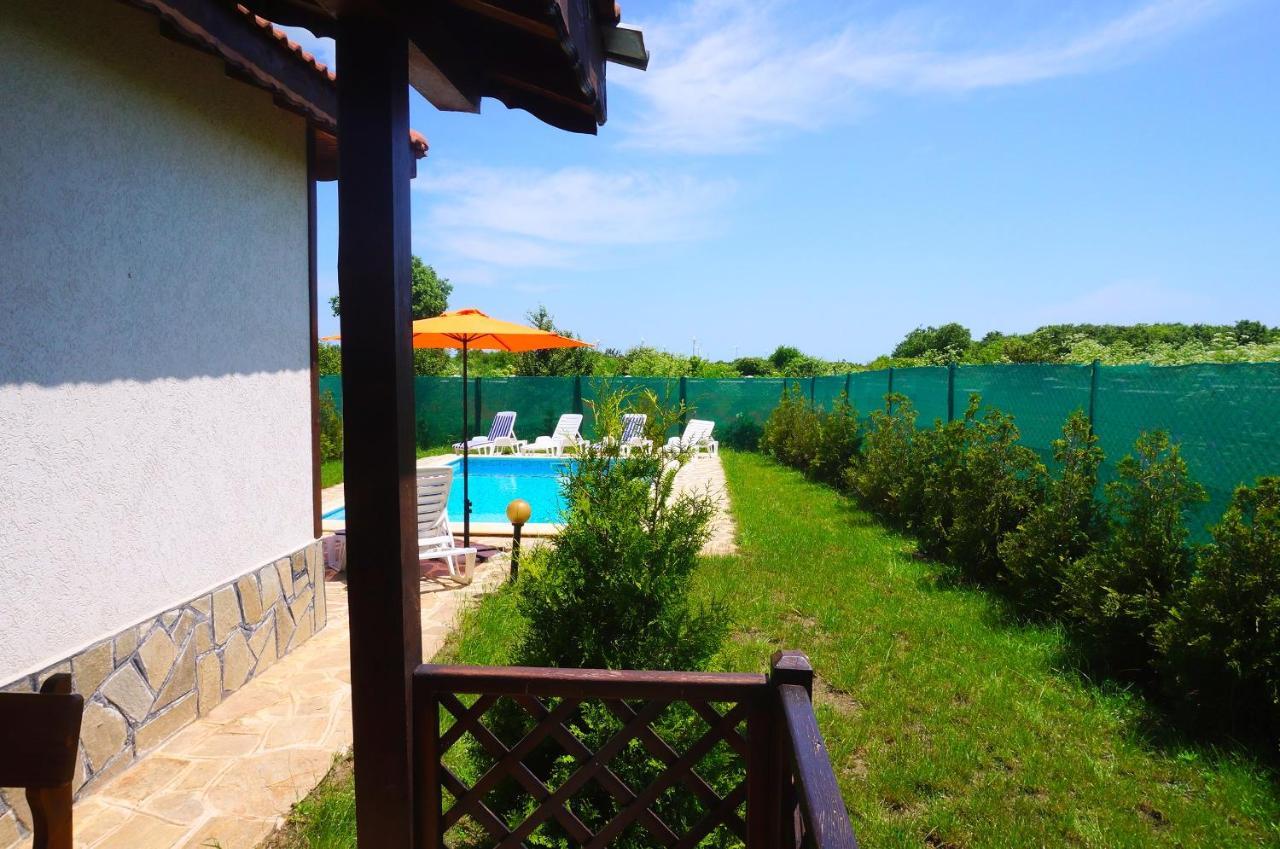 Вила Едем - Villa Edem - Beach Bolata Area Болгарево Экстерьер фото