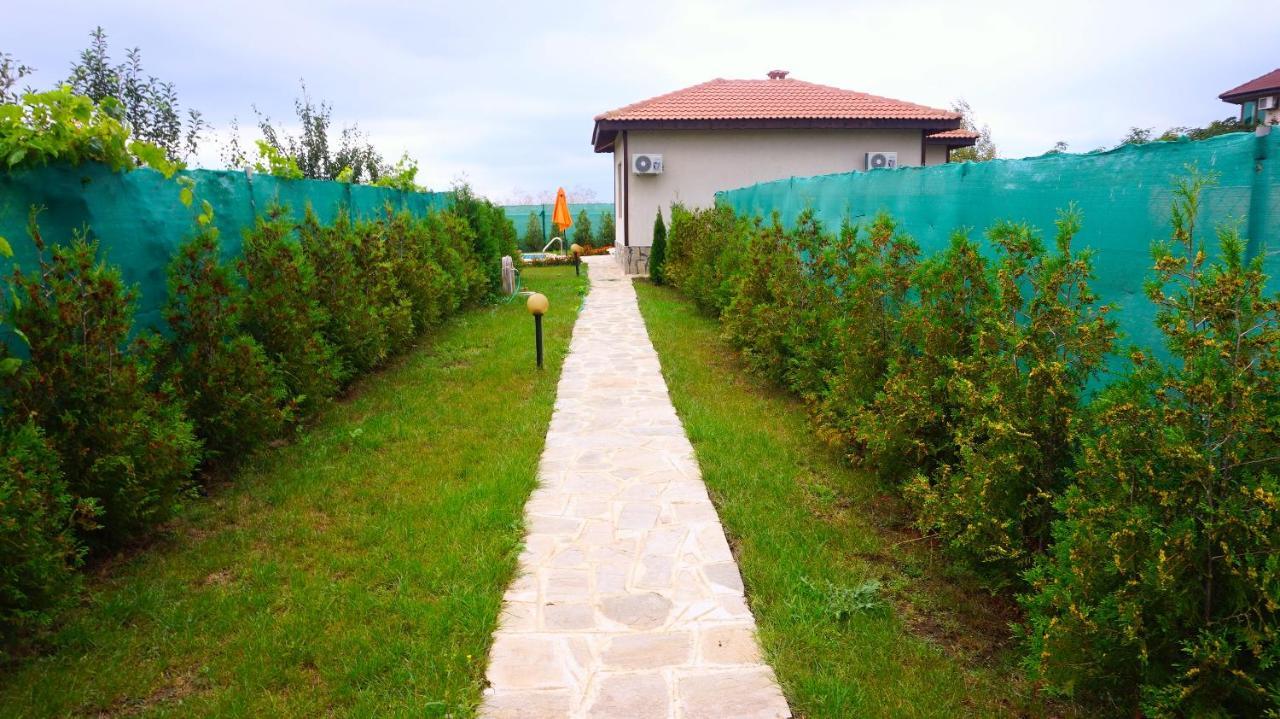 Вила Едем - Villa Edem - Beach Bolata Area Болгарево Экстерьер фото